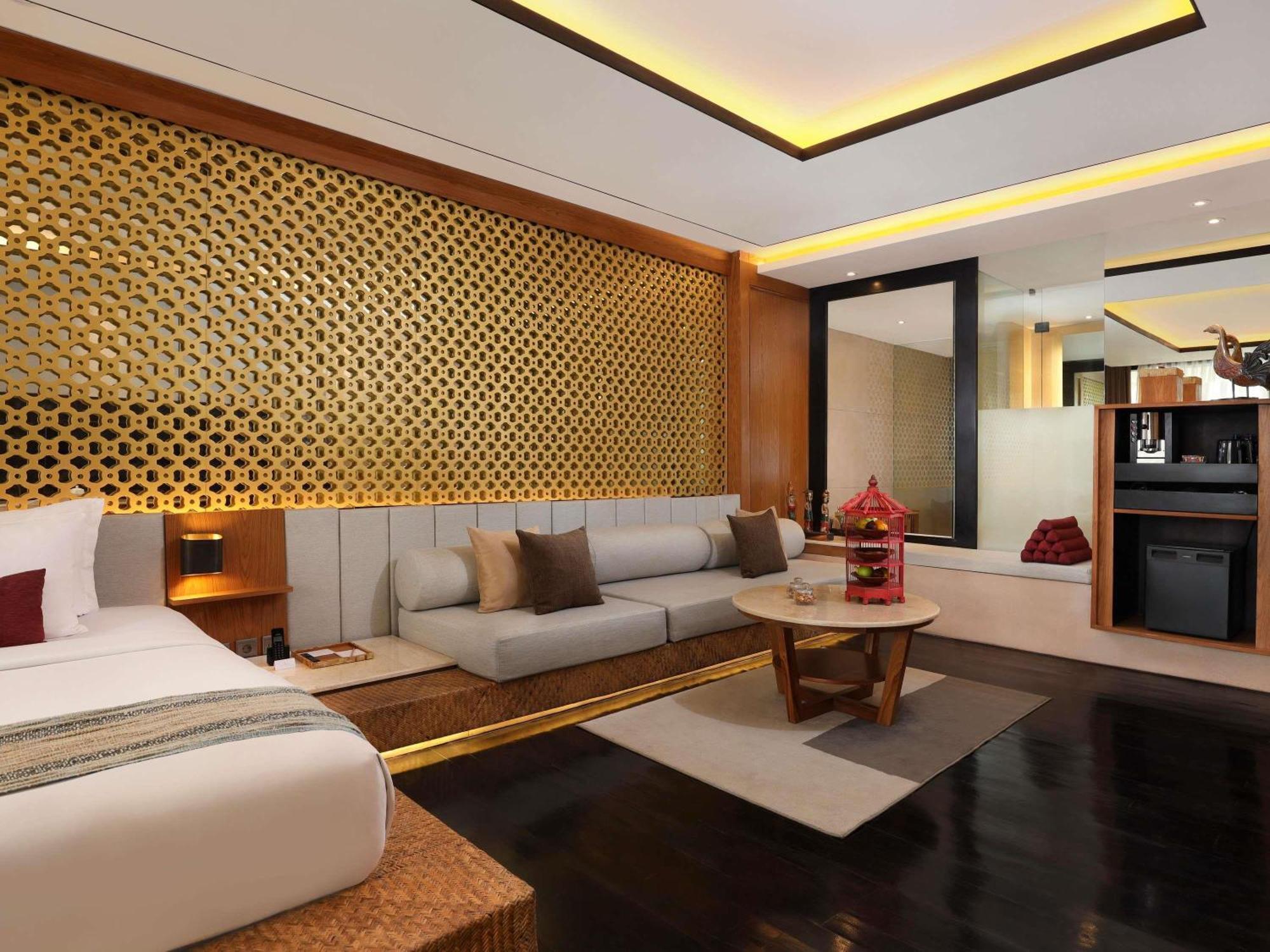 Seminyak King Suite Balcony