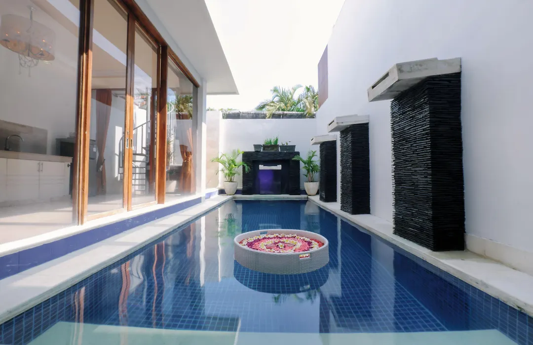 Kamuela Villas Seminyak-1
